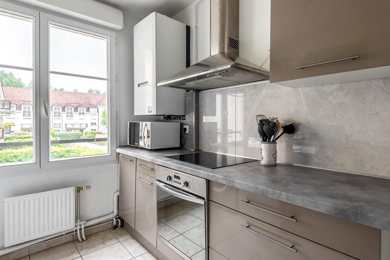 Apartment 3 Bedroomed Serris Val D'Europe Disneyland Paris Exterior photo